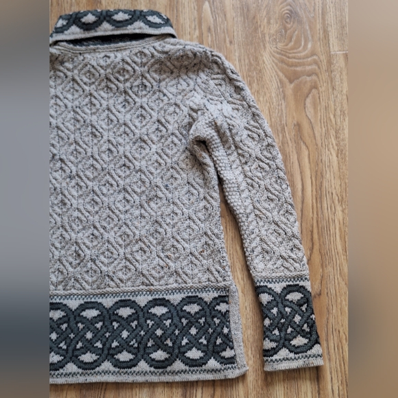 Aran Crafts Ranelagh Merino Jacquard Knit Crewneck Sweater in Oatmeal - M - Picture 12 of 14